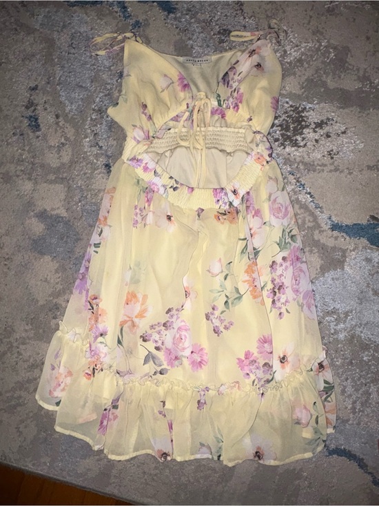 Haute Monde Dresses & Skirts - Haute Monde Yellow Floral Tie-Shoulder Sundress